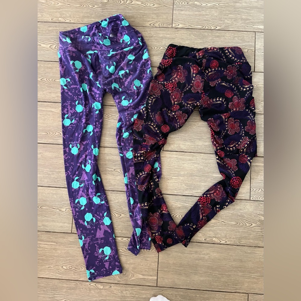 2 pairs LuLaRoe Leggings One Size